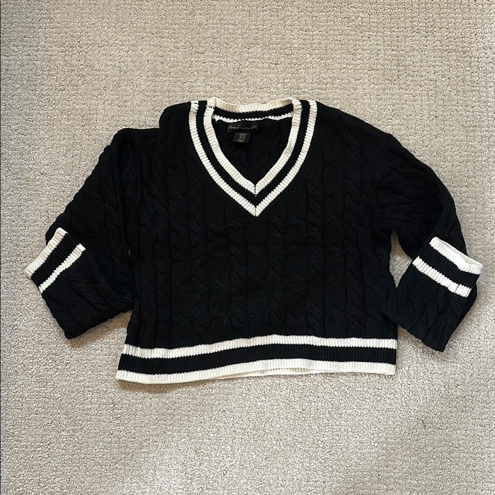 House of Harlow 1960 Revolve Stripe
Rugby Academia Pullover Cable Knit V-
Neck